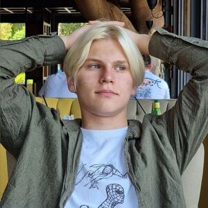 Meet your Posher, Pavel